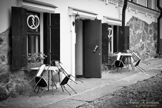 Уличное кафе. Площадь Старой Ратуши. Выборг © Фотограф Андрей Хроленок
